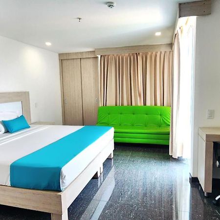 Hotel Be Suites Cali Extérieur photo